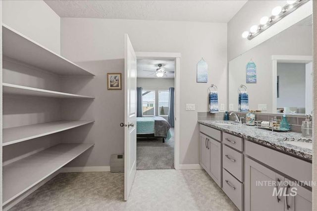 12076 W Terrazzo Dr, Nampa, OK 73651