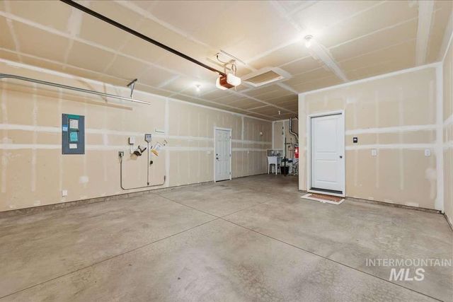 12076 W Terrazzo Dr, Nampa, OK 73651