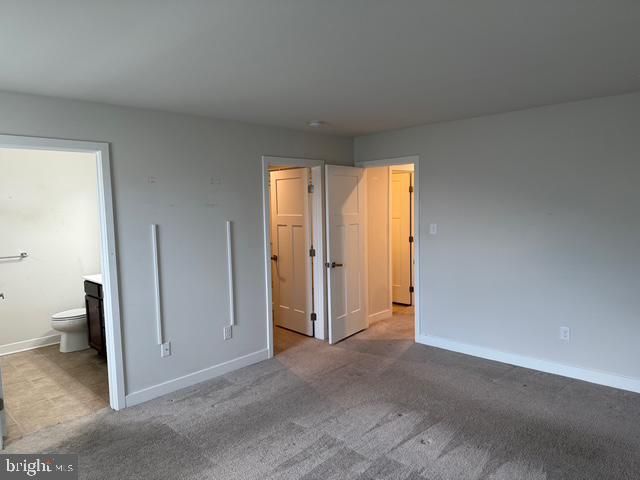 33 PEACOCK CIR, Sewell, NJ 08080