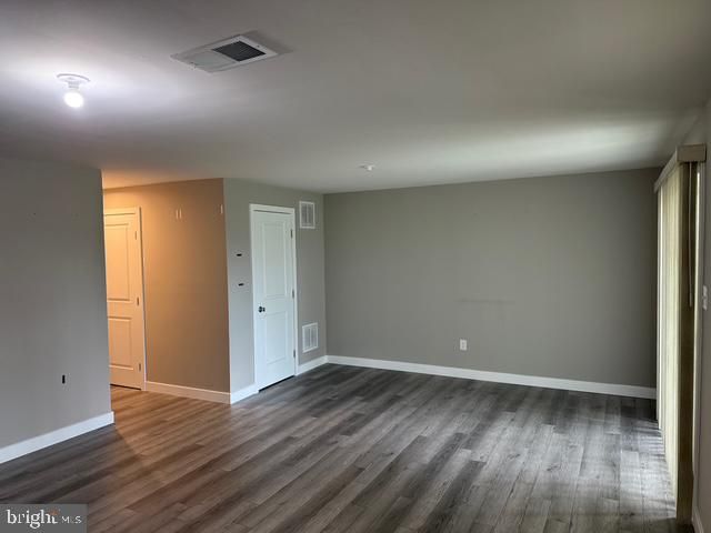 33 PEACOCK CIR, Sewell, NJ 08080