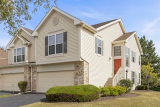 2348 Georgetown Court, Aurora, IL 60503