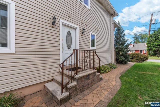 26 Franklin Street 2, Elmwood Park, NJ 07407