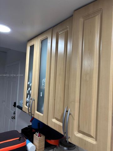 9365 Fontainebleau Blvd E105, Miami, FL 33172