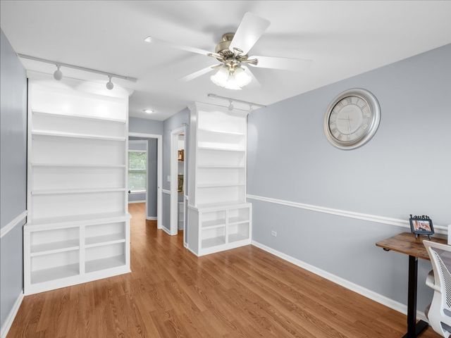 1208 Amaranth Drive, Naperville, IL 60564