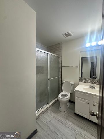 186 Bellewood Oak Drive, Tucker, GA 30084