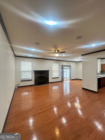 186 Bellewood Oak Drive, Tucker, GA 30084