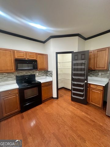 186 Bellewood Oak Drive, Tucker, GA 30084