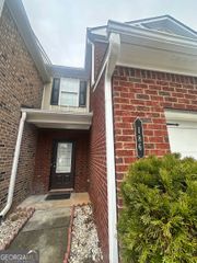 186 Bellewood Oak Drive, Tucker, GA 30084