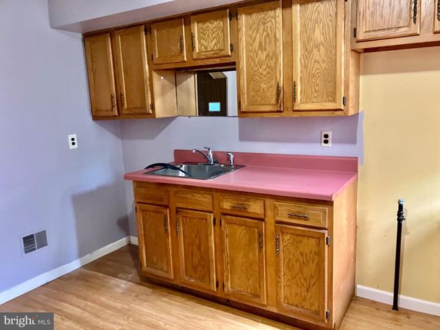 1437 N HIRST ST, Philadelphia, PA 19151