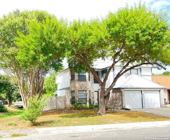 13902 LAUREL HOLLOW DR, San Antonio, TX 78232
