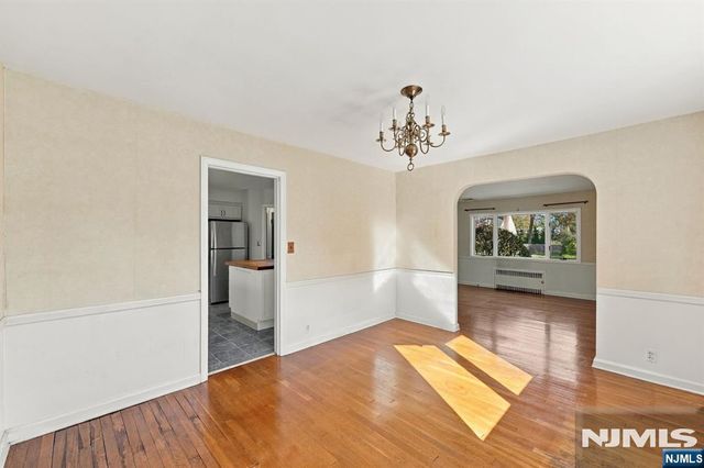 691 Cooper Avenue, Oradell, NJ 07649