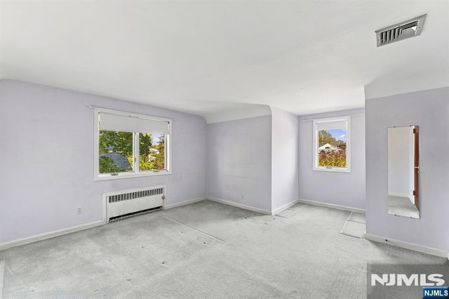691 Cooper Avenue, Oradell, NJ 07649