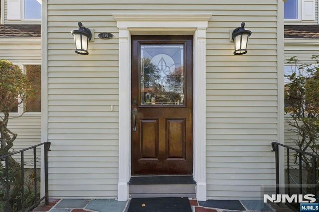 691 Cooper Avenue, Oradell, NJ 07649
