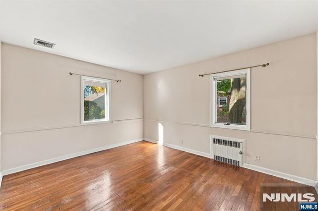 691 Cooper Avenue, Oradell, NJ 07649