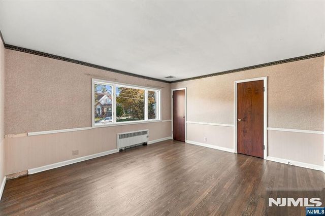 691 Cooper Avenue, Oradell, NJ 07649