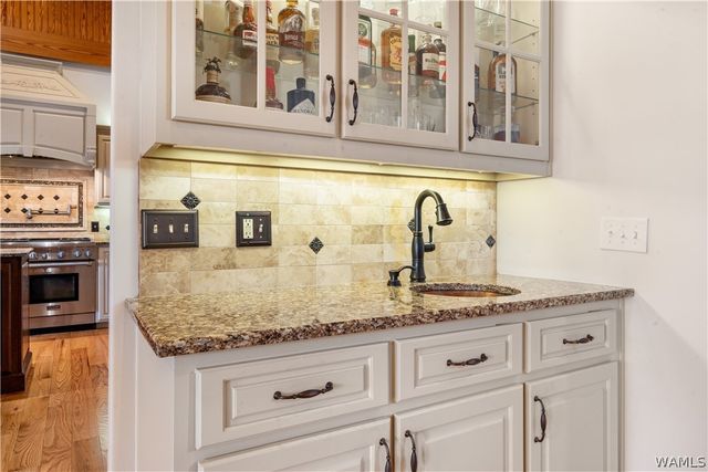 15104 Burnt Pines, Northport, AL 35475