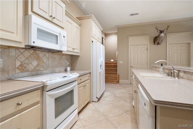 15104 Burnt Pines, Northport, AL 35475