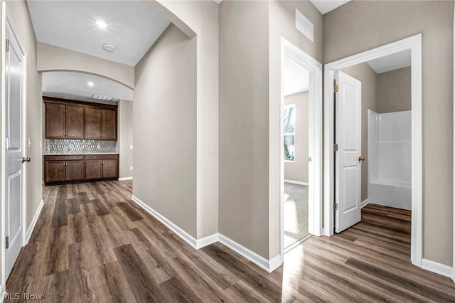 6137 Grey Heron Drive, Medina, OH 44256