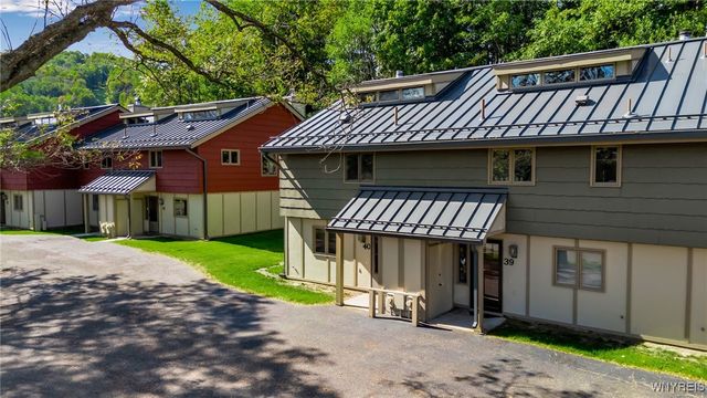 40 Alpine Meadows, Ellicottville, NY 14731