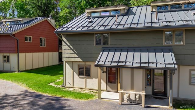 40 Alpine Meadows, Ellicottville, NY 14731
