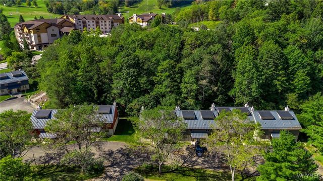 40 Alpine Meadows, Ellicottville, NY 14731