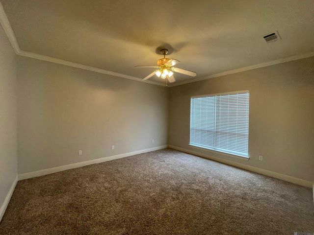 10580 Springglen Ct, Baton Rouge, LA 70810
