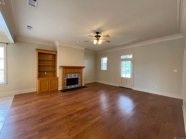 10580 Springglen Ct, Baton Rouge, LA 70810