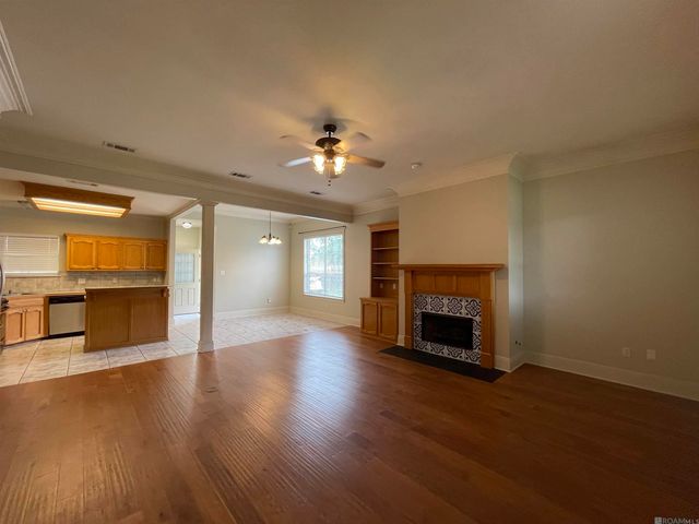 10580 Springglen Ct, Baton Rouge, LA 70810