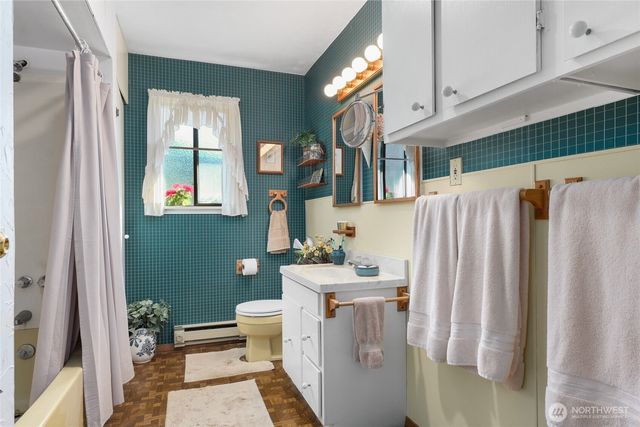 831 Shorecrest Drive, Oak Harbor, WA 98277