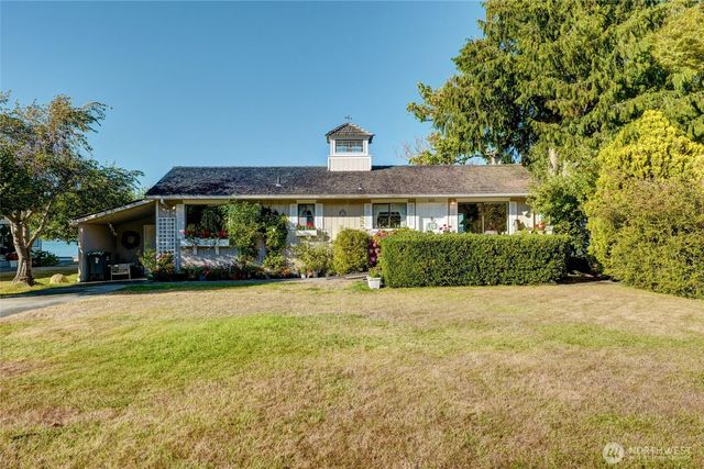 831 Shorecrest Drive, Oak Harbor, WA 98277