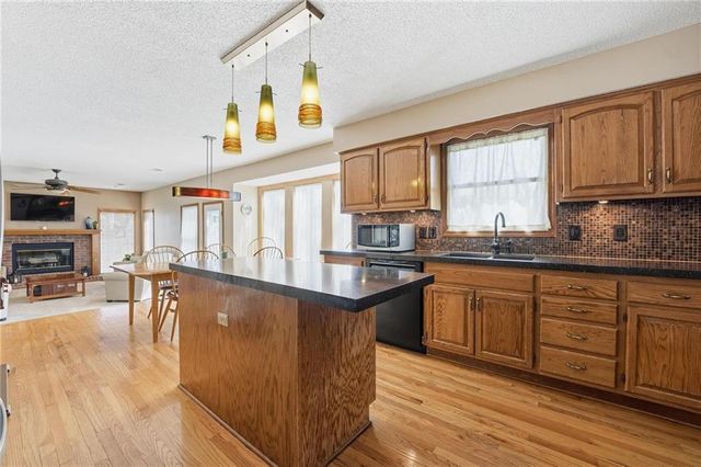 15821 Horton Court, Overland Park, KS 66223