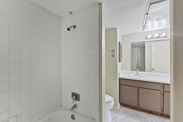 8517 Hearth Drive 36, Houston, TX 77054