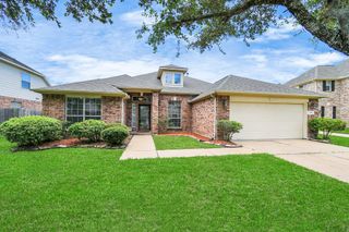 1604 Spring Glen Lane, Pearland, TX 77581