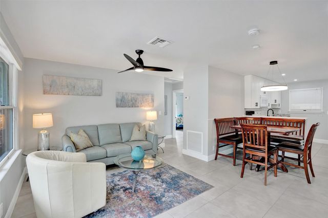 901 SE 14TH Court 1, Fort Lauderdale, FL 33316
