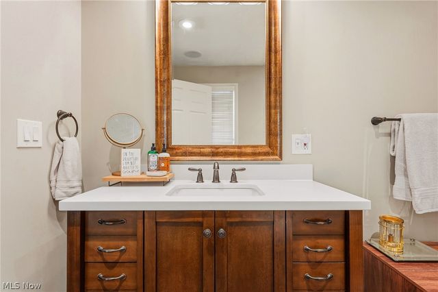468 Karl Drive, Richmond Heights, OH 44143