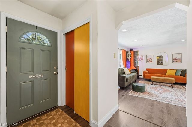 468 Karl Drive, Richmond Heights, OH 44143
