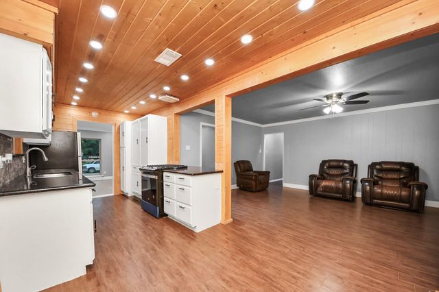 8931 Jackwood Street, Houston, TX 77036