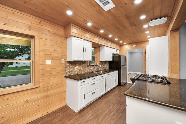 8931 Jackwood Street, Houston, TX 77036