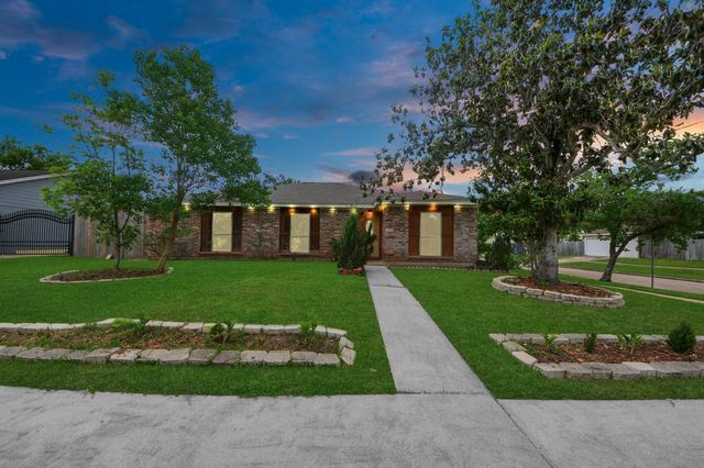 8931 Jackwood Street, Houston, TX 77036