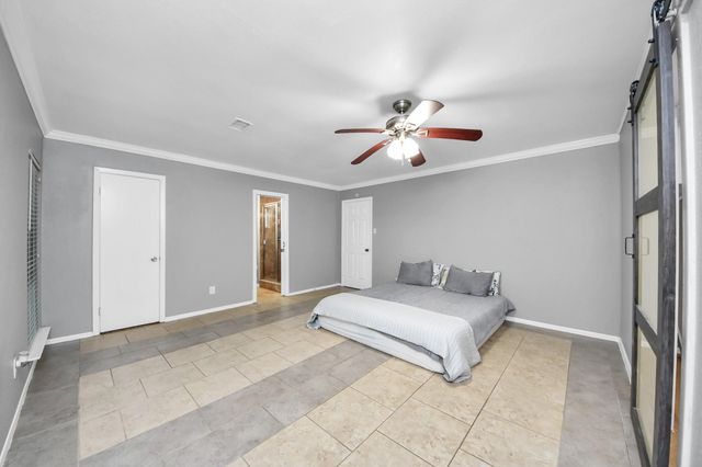 8931 Jackwood Street, Houston, TX 77036