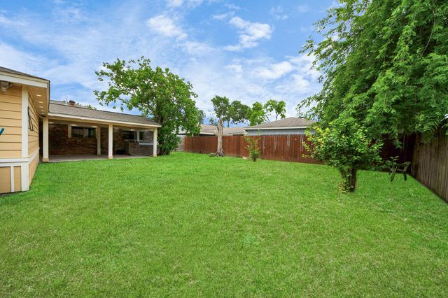 8931 Jackwood Street, Houston, TX 77036