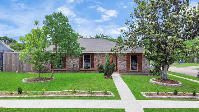 8931 Jackwood Street, Houston, TX 77036
