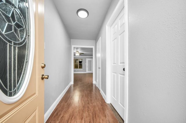 8931 Jackwood Street, Houston, TX 77036