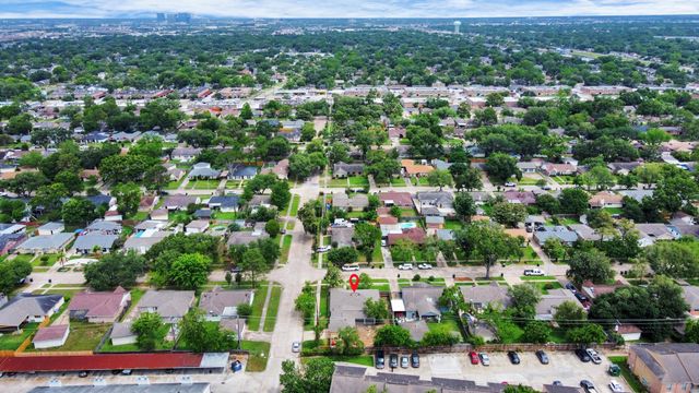 8931 Jackwood Street, Houston, TX 77036