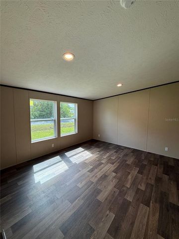 4246 LA SALLE AVENUE, St Cloud, FL 34772
