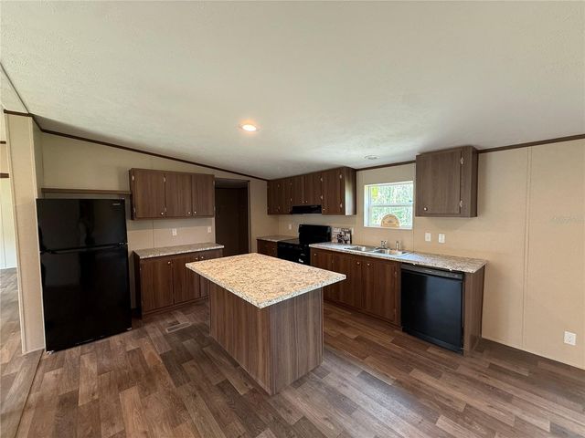 4246 LA SALLE AVENUE, St Cloud, FL 34772