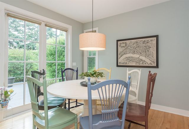 1820 Flowers Crossing Drive 12, Grand Rapids, MI 49525