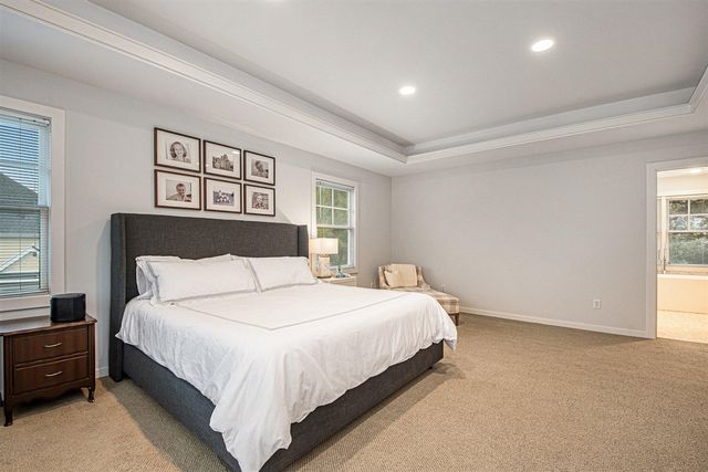 1820 Flowers Crossing Drive 12, Grand Rapids, MI 49525