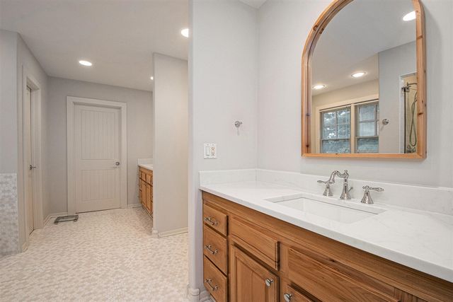 1820 Flowers Crossing Drive 12, Grand Rapids, MI 49525