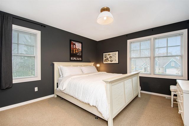 1820 Flowers Crossing Drive 12, Grand Rapids, MI 49525